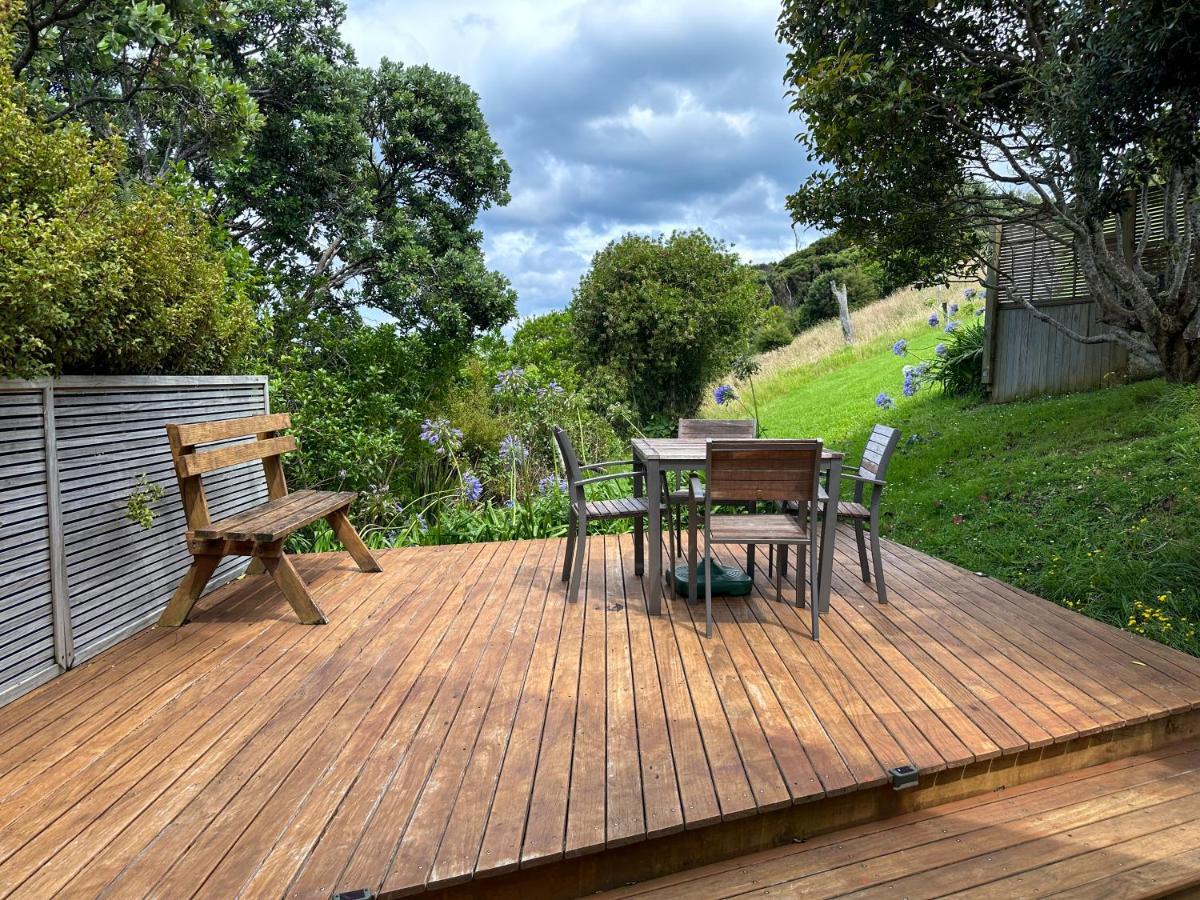 Pohutukawa Coastal Chalets Coromandel Exteriör bild