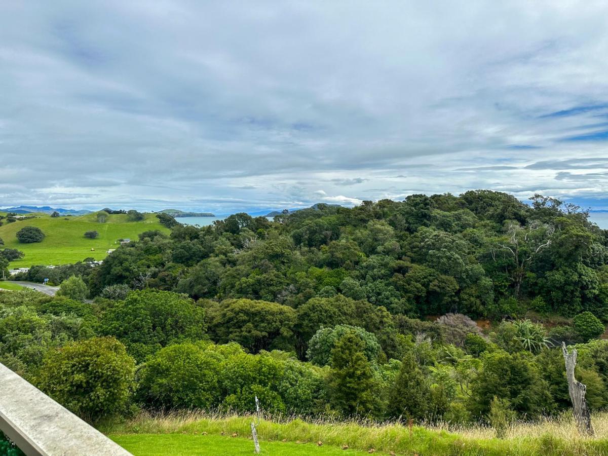 Pohutukawa Coastal Chalets Coromandel Exteriör bild