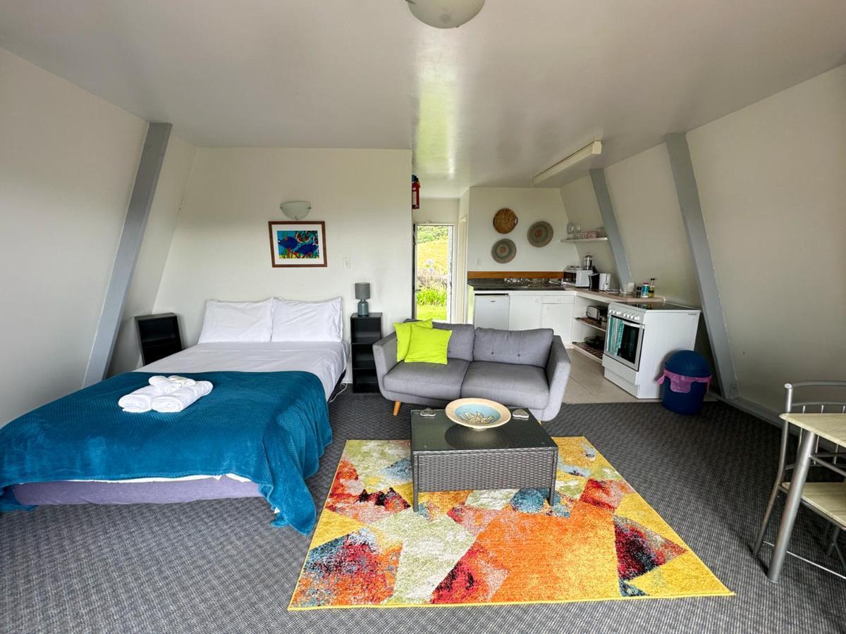 Pohutukawa Coastal Chalets Coromandel Exteriör bild