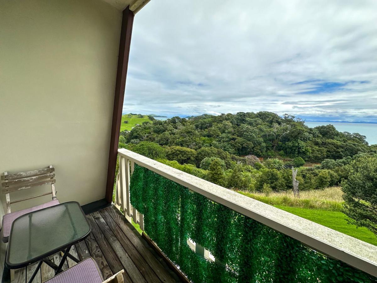 Pohutukawa Coastal Chalets Coromandel Exteriör bild